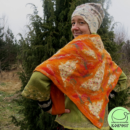 Бактус валяный Рыжая Фантазия4 Бактус валяный «Рыжая фантазия»